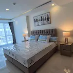 Grand Avenue D512 อพาร์ทเม้น *