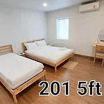 The Inn10 Pool Villa Pattaya, Entire, 9 Bedroom 22 Guests, Private Indoor Pool