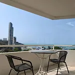 The Monaco โรงแรม