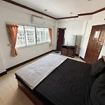 Green Hotel 3* Pattaya