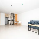 Fourium And Serviced โรงแรม