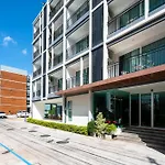 โรงแรม Fourium And Serviced Pattaya
