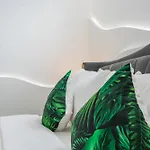 อพาร์ทเม้น View Talay 7 - Luxury Beachfront & Panoramic Sea View