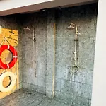 Cozy 2br Rooftop Swimming Pool Pratumnak อพาร์ทเม้น Pattaya