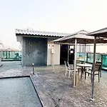 Cozy 2br Rooftop Swimming Pool Pratumnak อพาร์ทเม้น Pattaya