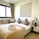 Unixx Sea View Apartment Pattaya