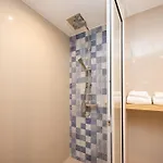Fourium And Serviced โรงแรม 3*