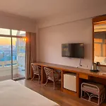 Golden Beach Hotel Pattaya
