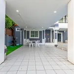 Luxury 5 Bedrooms Pool With Terrace Villa