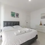 Luxury 5 Bedrooms Pool With Terrace * Pattaya