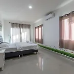 Luxury 5 Bedrooms Pool With Terrace Villa *