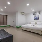 Luxury 5 Bedrooms Pool With Terrace Pattaya