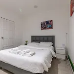 Luxury 5 Bedrooms Pool With Terrace * Pattaya