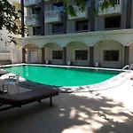 Lodge Honey Pattaya
