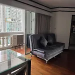 Park Apartment *