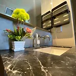 Breath Taking View, Amazing Sea View Apartment