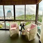 Unixx Sea View Pattaya