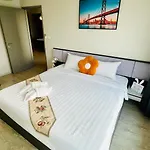 อพาร์ทเม้น The Base 2 Bedroom 1 Bathroom
