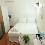 โรงแรม Happy Residences 2 3*