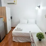 โรงแรม Happy Residences 2 3*