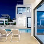My Galaxy Pool Villa 16Br Near Jomtien Beach