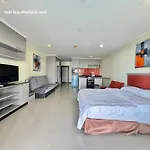 วันหยุดที่บ้าน Large Pool-view With Balcony - Tw Platinum Suites, Jomtien *