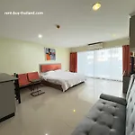 Large Pool-view With Balcony - Tw Platinum Suites, Jomtien