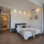 วิลล่า Amarin - Huge 7 Bedroom Private Pool House In Next To Walking Street Pattaya