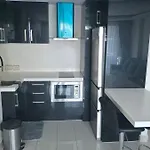Grand Avenue Cityview 50 Sqm Room Wifi Tv