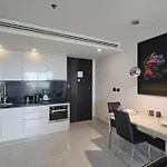 Sea & View One Bedroom Near Pool & Wi-fi Thailand อพาร์ทเม้น Pattaya