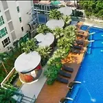 อพาร์ทเม้น Sea View