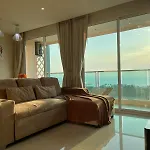 2 Bed Seaview -best Of Location A Gem * Pattaya