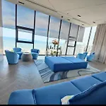 Sea View 2 Bed At อพาร์ทเม้น Pattaya