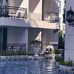 Pattaya City Garden Olympus 市中心公寓