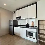 อพาร์ทเม้น Sea View 2 Bed At