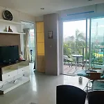 Diamond In The Center Of * Pattaya