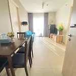 High Floor Sea View 2 Bed อพาร์ทเม้น Pattaya