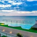 Ocean View In Andromeda Seaview *