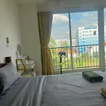 Diamond Suites Resort In The Center Of Pattaya