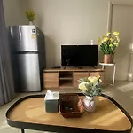 อพาร์ทเม้น High Floor Sea View 2 Bed