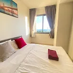 High Floor 2br Sea View Prime Location *