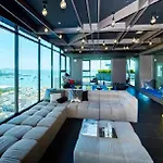 อพาร์ทเม้น Sea View 2 Bed At *