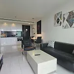 Sea & View One Bedroom Near Pool & Wi-fi Thailand อพาร์ทเม้น Pattaya
