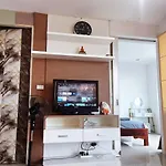 Diamond In The Center Of Pattaya