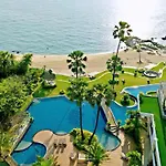 The Palm Wongamat Front Sea View อพาร์ทเม้น *