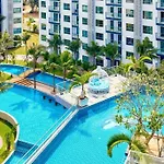 Arcadia Beach Resort Apartment