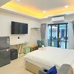อพาร์ทเม้น Luna Nest *