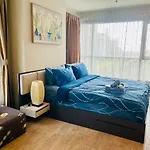 The Base 2bed 2bath By Numam อพาร์ทเม้น