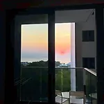 อพาร์ทเม้น Ocean View In Andromeda Seaview Pattaya