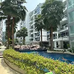 Grand Avenue Suites X Monthstayz Thailand